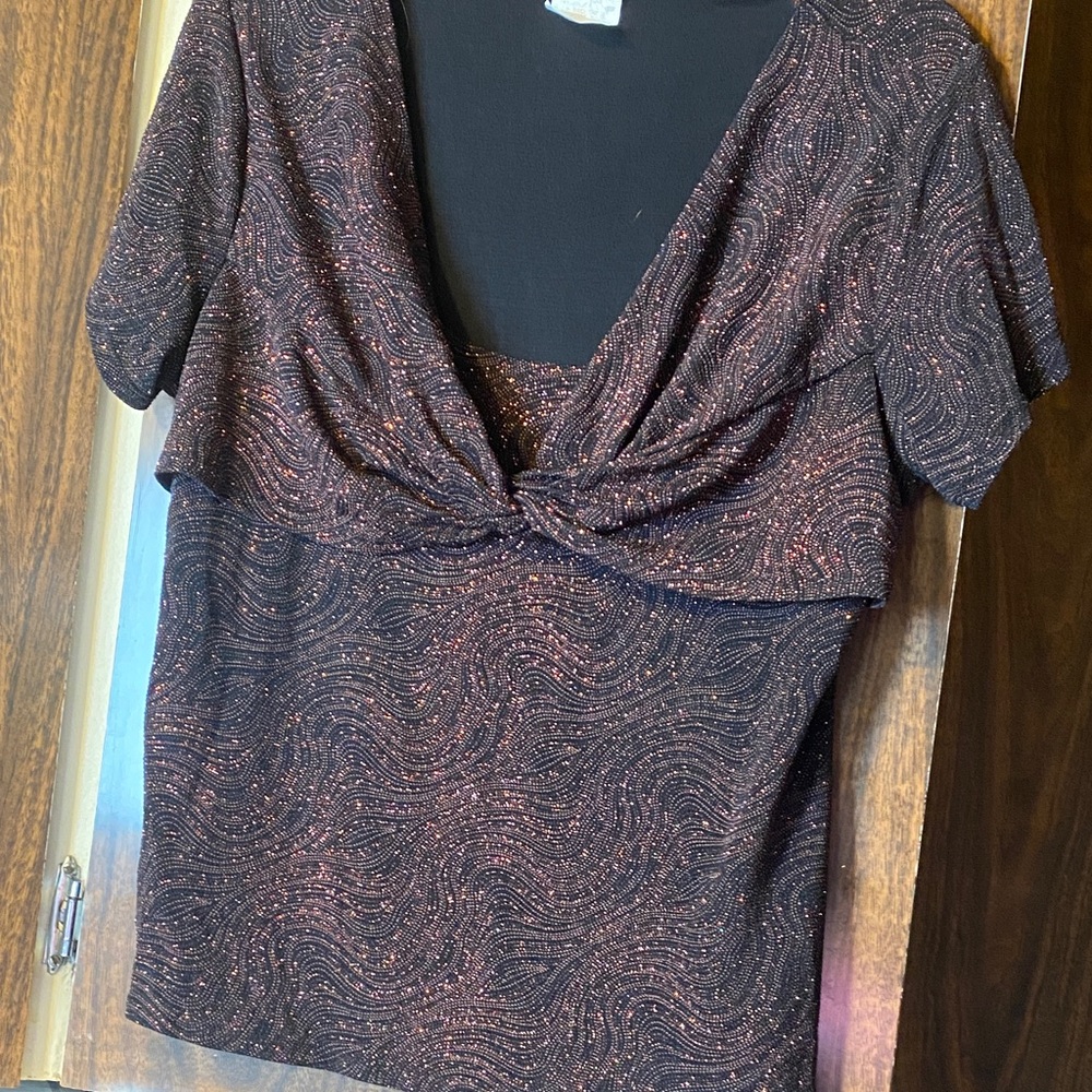 Clientele Elegant Black with RED Metallic threads. Women's Top size Lg